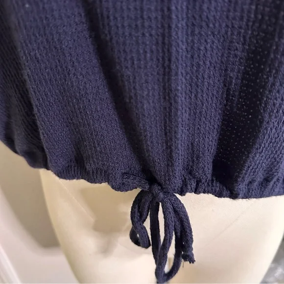 Express Navy Blue Women's Top. Size Medium - Picture 2 of 5